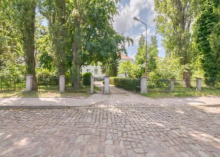 3 - Island Апартаменты *