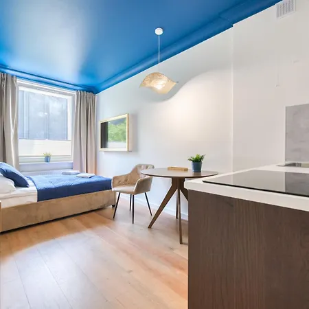 3 - Island Apartment *